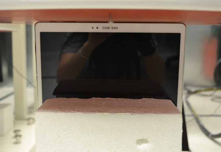 Arriva un immagine con display AMOLED acceso del Galaxy Tab S