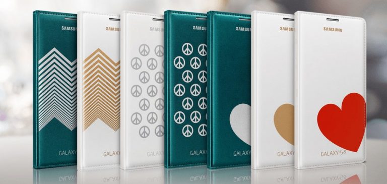 Le firme Kirkwood e Moschino per le custodie Galaxy S5, Gear 2 e Gear Fit di Samsung