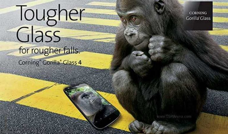 Gorilla Glass 4, vetro protettivo per smartphone a prova di Mythbuster