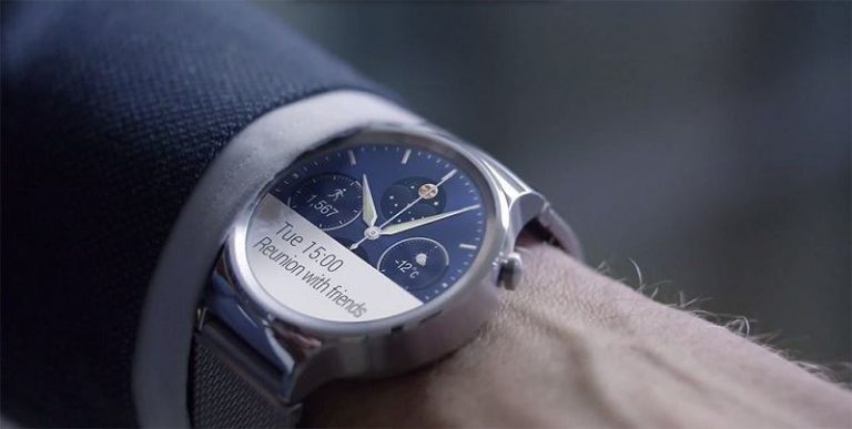 Huawei Watch riceve finalmente l’aggiornamento ad Android Wear 2.0