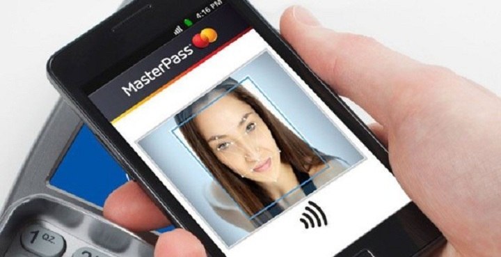 Un selfie per pagare con Mastercard?