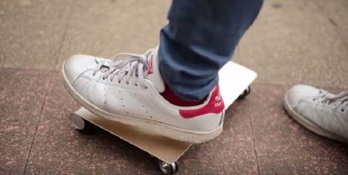 Giappone, arriva lo skate elettrico grande come un tablet