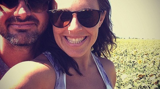 Fidanzati rinunciano a smartphone. Tornano a vivere