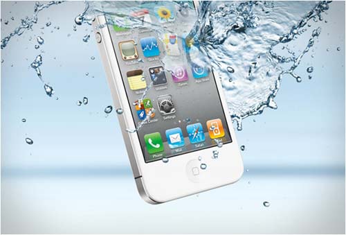 Apple, brevetto: iPhone potrà espellere l’acqua
