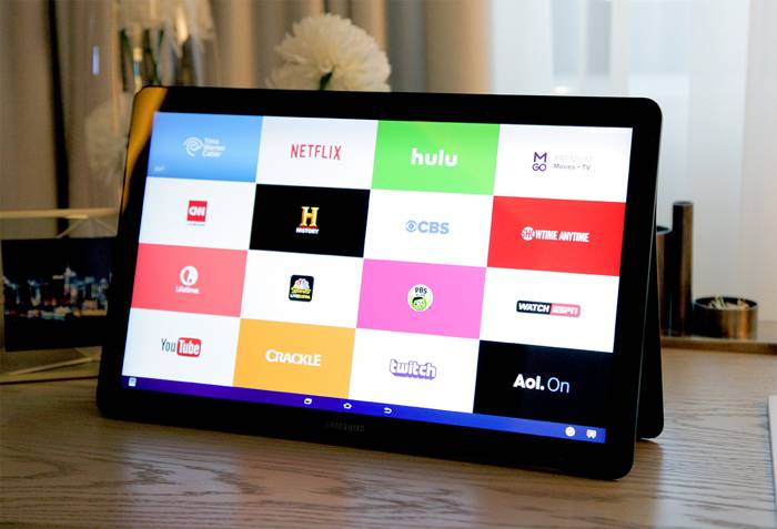Galaxy View “non è un tablet, non è una TV” come chiarisce Samsung nel nuovo spot
