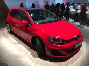 iPhone 6s vs Xperia Z5