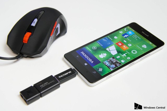Microsoft Lumia 950 supporta USB OTG