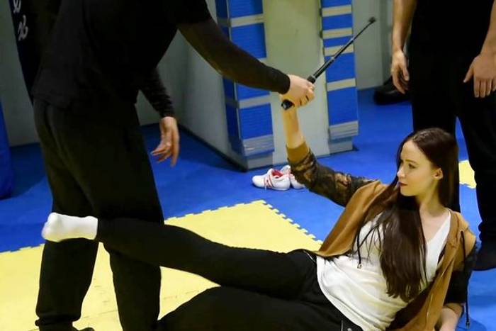 Nascono le arti marziali a colpi di asta… per i selfie!