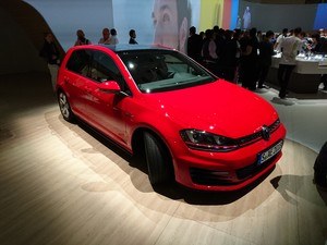 iPhone 6s vs Xperia Z5