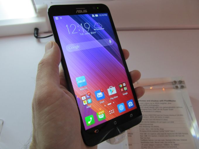 Asus Zenfone 2 vs Xiaomi Mi4
