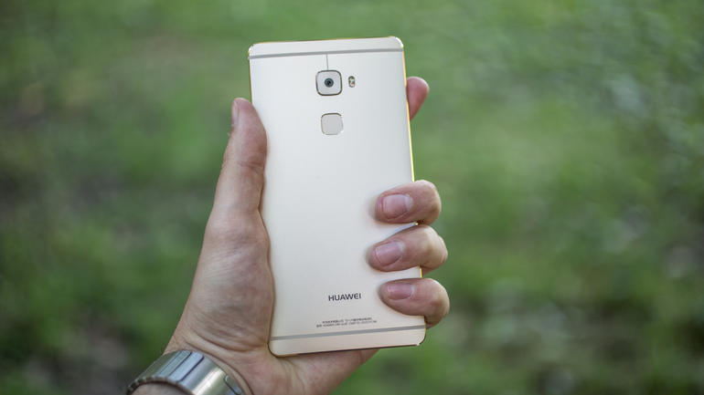 Samsung Galaxy S6 vs Huawei Mate S