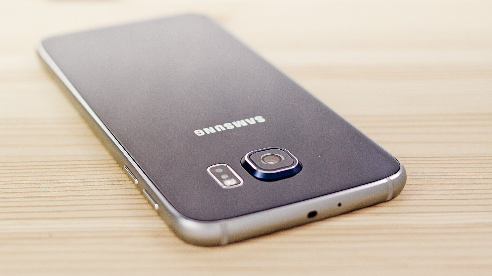 Samsung Galaxy S6 vs Huawei Mate S