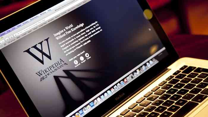 Wikipedia ricorre all’Intelligenza Artificiale per stanare le modifiche errate