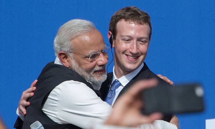 India attacca Mark Zuckerberg ed il suo internet gratuito. Pronta la risposta del magnate di Facebook.