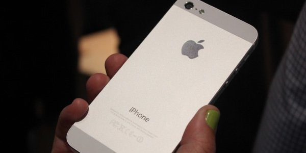 Apple: i teenagers preferiscono iPhone e iPad ai prodotti concorrenti