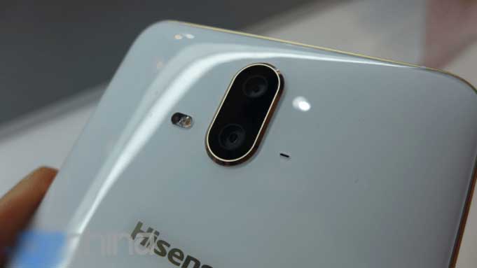 Hisense A1 con la sua doppia fotocamera è ufficiale