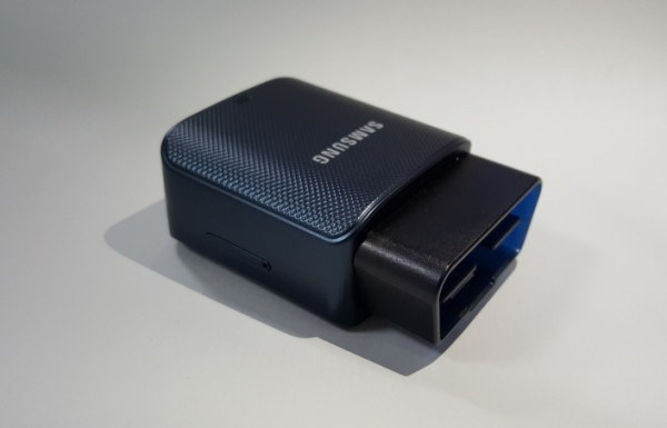 MWC 2016: Samsung Connect Auto trasforma la tua auto in smart-car