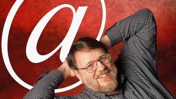 La chiocciola non ha più il suo papà: è morto Ray Tomlinson, l’inventore delle email