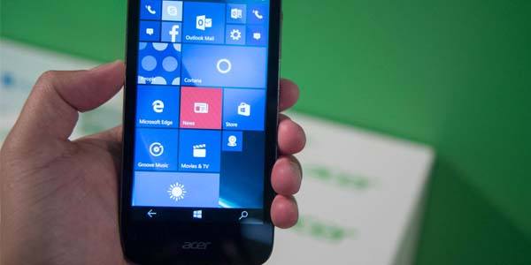Acer Liquid M330 è il nuovo base di gamma con Windows 10 Mobile