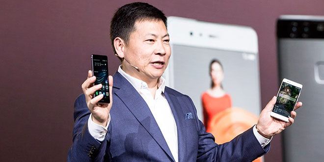 Anche Huawei avrà il suo smartphone senza cornici