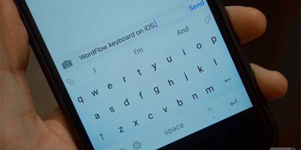 La tastiera Word Flow di Microsoft per iOS si mostra in video