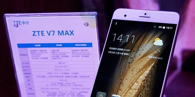 ZTE V7 Max phablet Android cinese