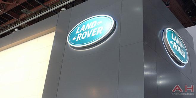 Gli smartphone Land Rover scaldano i motori in vista del debutto