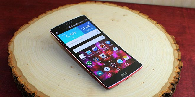 LG pronta a lanciare smartphone pieghevoli nel 2017