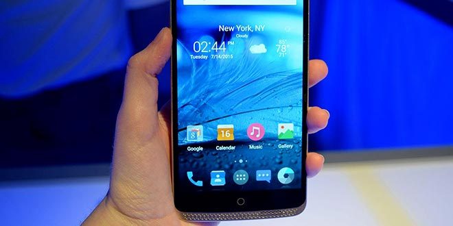 ZTE Axon Max 2