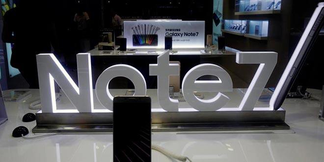 Alitalia lascia a piedi Samsung Galaxy Note 7: vietato portarlo a bordo