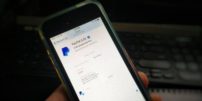 Facebook Messenger introduce i pagamenti via PayPal
