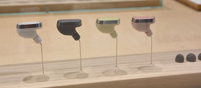 Sony Xperia Ear: la prevendita Sony è iniziata anche in Italia, a €199