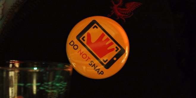 Do not snap, la spilla che rende le foto invisibili ai social