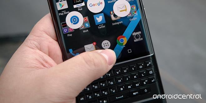 smartphone BlackBerry Priv con tastiera