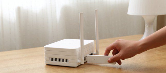 Con Xiaomi WiFi Amplifier 2 estendi il segnale del router, con soli €7