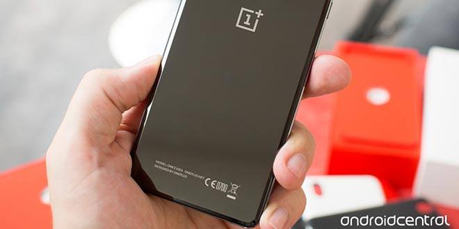 OnePlus salta l’asticella: niente quattro, in arrivo OnePlus 5 in ceramica