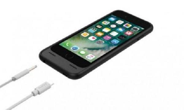 iPhone 7: ecco la cover Incipio che porta il jack audio sul melafonino