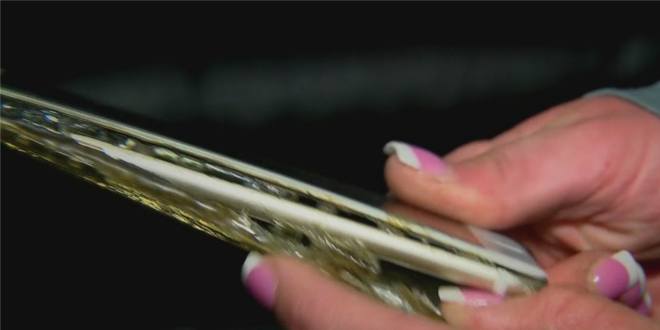 Un iPhone 6 Plus prende fuoco durante la notte