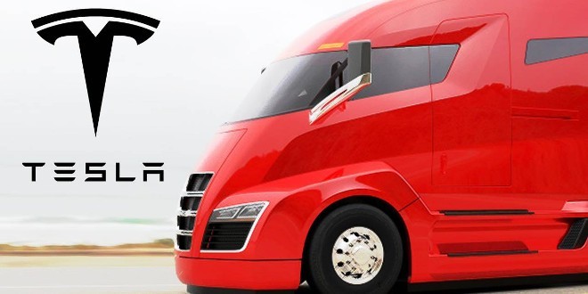 Elon Musk annuncia camion e pickup Tesla in arrivo