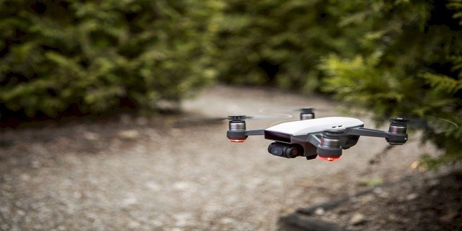 Quasi alla portata di tutti: DJI Spark è il nuovo minidrone con videocamera
