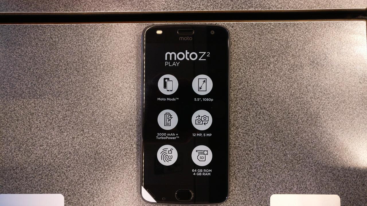 moto z2 play