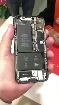 Teardown iPhone X