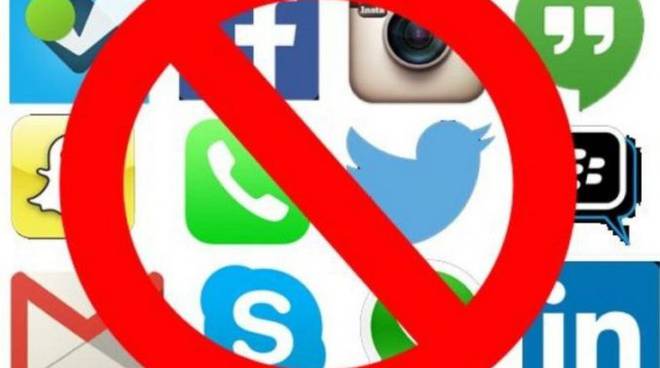 Facebook, Instagram e Whatsapp down: oggi 6 giugno Italia giù con tutti i social