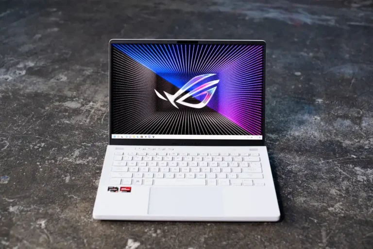 ASUS porta in Italia il nuovo laptop gaming ROG Zephyrus G14